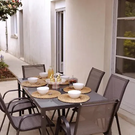 L'escale Rochefortaise - Maison 80m2 Thermes Parking Et Fibre *